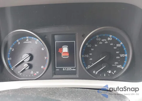 2017 Toyota Rav4 Xle z USA, uszkodzony, nr VIN 2T3RFREV0HW590884